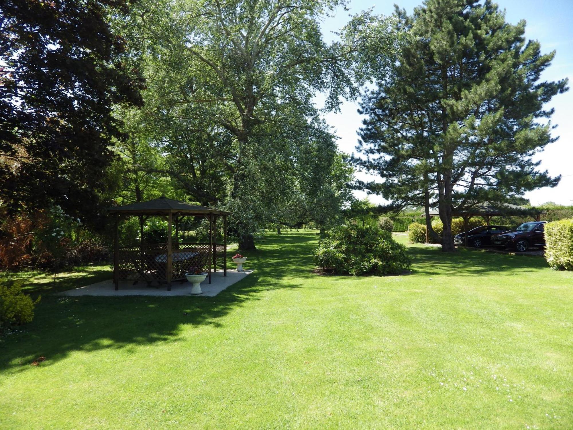 Bed and Breakfast Pressoir Les Campenottes Beuzeville Exterior foto
